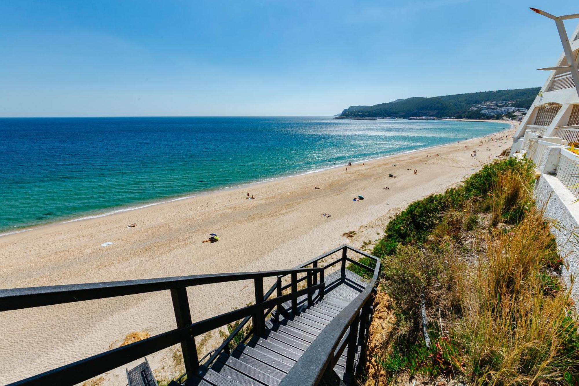 Rent4Rest - Sesimbra Ocean View Studio Exterior foto