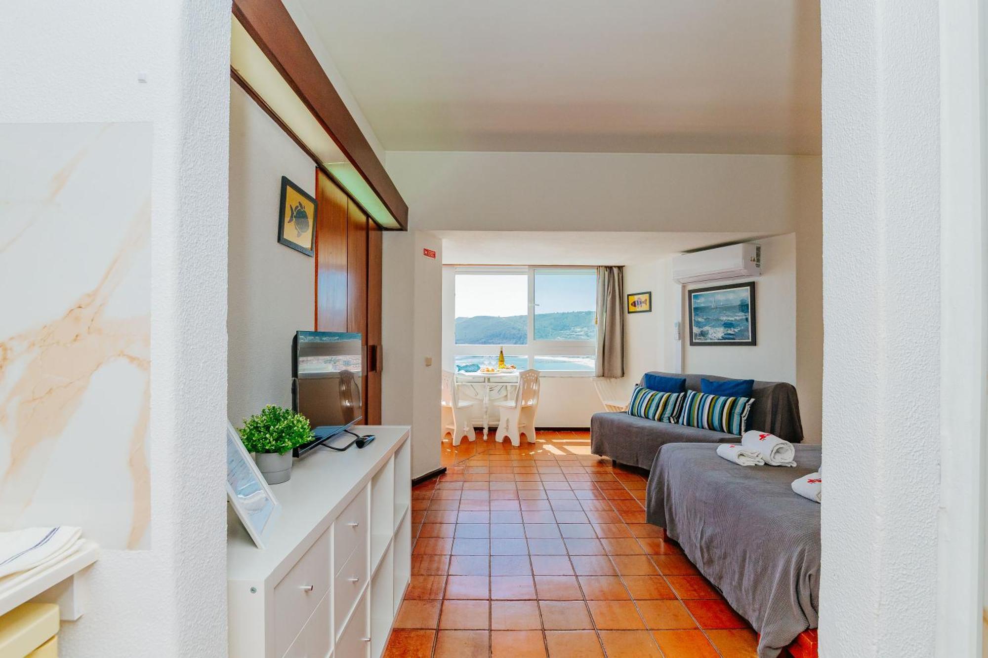 Rent4Rest - Sesimbra Ocean View Studio Exterior foto
