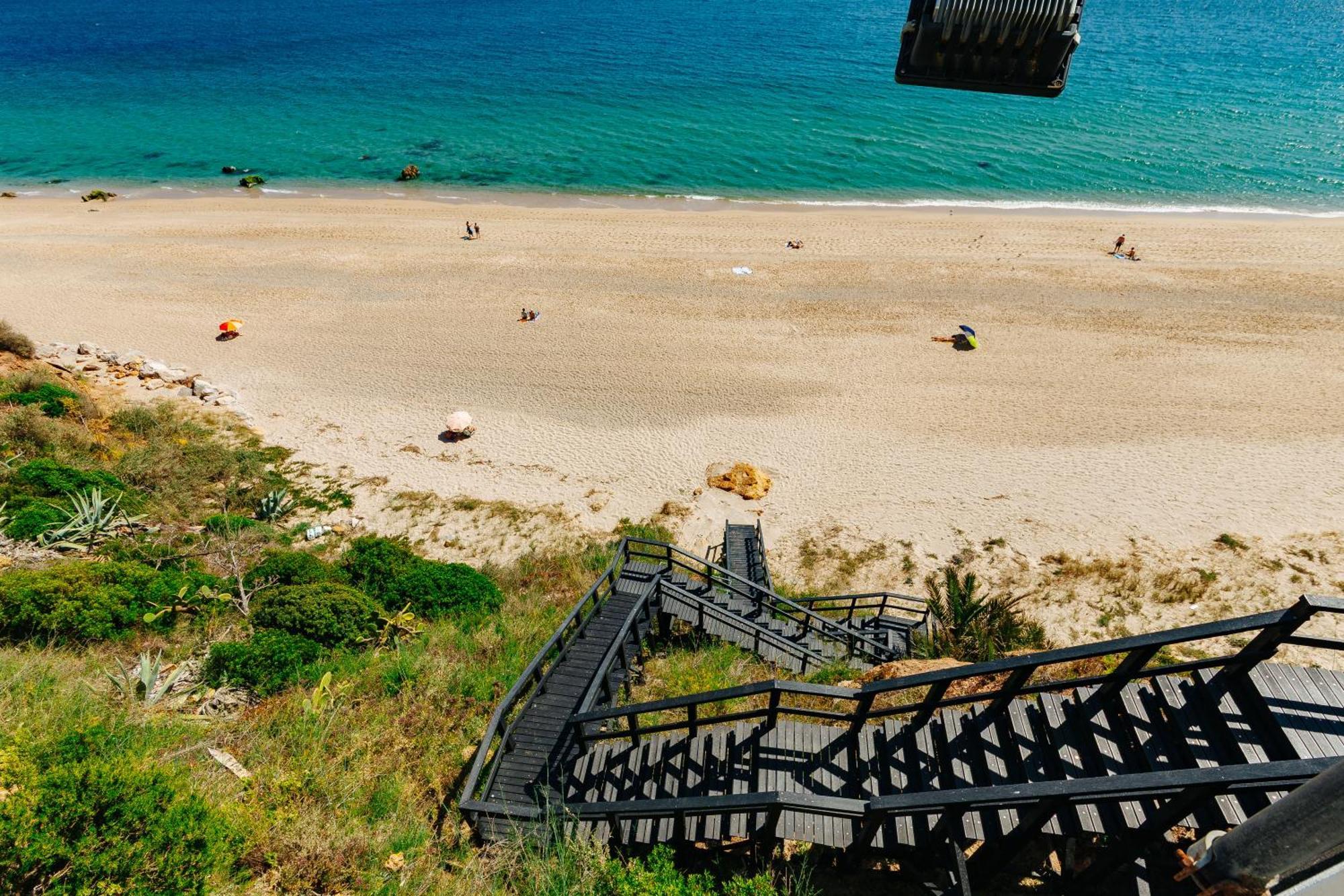 Rent4Rest - Sesimbra Ocean View Studio Exterior foto