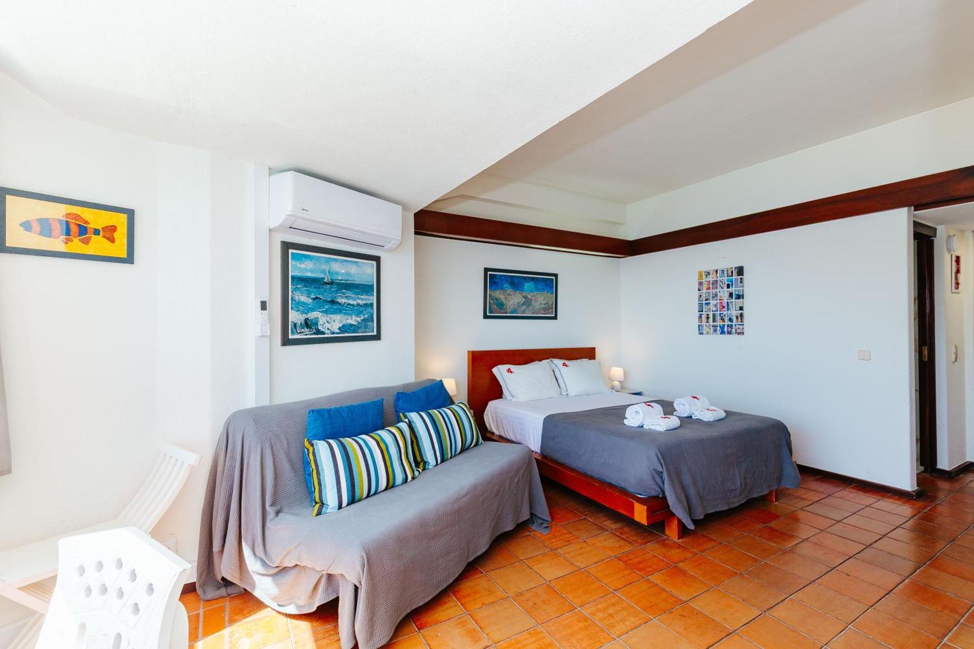 Rent4Rest - Sesimbra Ocean View Studio Exterior foto